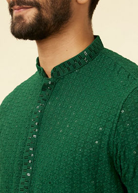 alt message - Manyavar Men Hunter Green Chikankari Sequinned Kurta Set image number 1